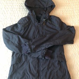 lululemon Spring Forward Rain Jacket